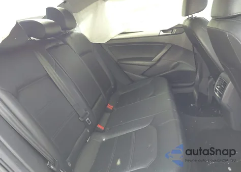 2014 Volkswagen Passat 2.0L Tdi Se z USA, uszkodzony, nr VIN 1VWBN7A35EC067711